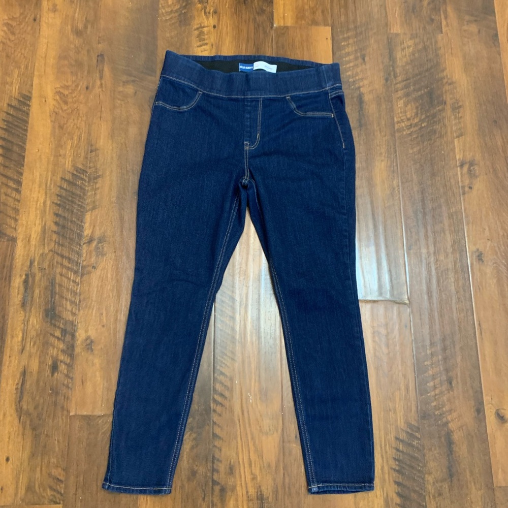 Old Navy Women's Deep Indigo Jeggings 14 short and 38 inches long
